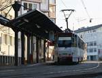 Zwickau Zentrum. Tatra KT4DMC #939 als Linie 3 steht an der Haltestelle. Die Aufnahme stammt vom 14.02.2018. 