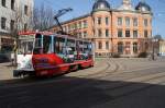 KT4D 935 als Neue Linie 5 vom Klinikum zum Hauptbahnhof. Hier bei der Ausfahrt Georgenplatz bers Gleisdreieck zur Haltestelle Georgenplatz.
Ja richtig gelesen die linie 5 hlt an der Hst. Georgenplatz von der Linie 4 und dann noch an der Hst. Georgenplatz der Linie 7.
 Alexander Neul 