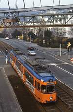 Bei den aktuellen Problemen der Schwebebahn denkt man unwillkürlich an die Talbahn, die als letzte Wuppertaler Straßenbahnlinie am 30.05.1987 stillgelegt wurde und bis dahin den