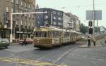 Noch in der ursprünlichen Farbgebung wurde der 1983 von der Dortmunder Staßenbahn übernommene Tw 3828 eingesetzt, hier als Linie 608 1984 in Wuppertal-Oberbarmen