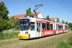Straßenbahn Mainz / Mainzelbahn: Adtranz GT6M-ZR der MVG Mainz - Wagen 215, aufgenommen im Mai 2019 in Mainz-Bretzenheim.