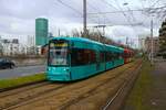 VGF Bombardier Flexity Classic S Wagen 240+2xx als Doppeltraktion am 10.02.24 in Frankfurt am Main Uni Klinik