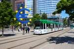 VGF Straßenbahn Frankfurt am Main Bombardier Flexity Classic S-Wagen 236 am 10.05.25 am Willy Brandt Platz