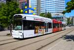 VGF Straßenbahn Frankfurt am Main Bombardier Flexity Classic S-Wagen 239 am 10.05.25 am Willy Brandt Platz