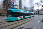 VGF Straßenbahn Frankfurt am Main Bombardier Flexity Classic S-Wagen 221 am 02.01.26 am Willy Brand Platz