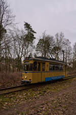 Die Woltersdorfer Straßenbahn war einer der letzten Betriebe, der planmäßig Gothawagen einsetzte. Am 01.03.2025 war der letzte Betriebstag. Wagen 32 war auf dem Weg nach Rahnsdorf und hat hinter der Haltestelle Goethestraße gerade die Landesgrenze zwischen Brandenburg und Berlin überquert. 