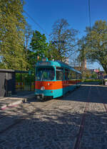 Museumswagen im Spotlight: Tw 41 der Braunschweiger Verkehrs GmbH wartete am 27.04.2025 an der Haltestelle Inselwall auf seine Weiterfahrt.