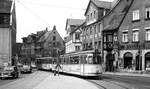 Nürnberg-Fürther Straßenbahn__Tw 354 [GT6; MAN/Siemens 1966] mit B4 auf Linie 1 auf der Rückfahrt Richtung Nürnberg beim 'Grünen Markt' in Fürths