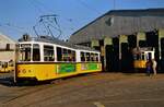 TW 11, ein Wagen der Baureihe GT4 (MF Esslingen), vor dem Depot der Ulmer Straßenbahn (Weststadt).