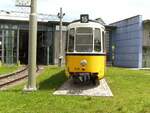 GT4 638 am 17.07.2009, abgestellt als  Pausenwagen  für die SSB-Mitarbeiter vor dem Depot Remseck.