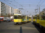 Berlin BVG SL 8 (KT4D + KT4D) Mitte, Mollstraße / Otto-Braun-Straße / Greifswalder Straße im April 2003.