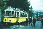 SSB vor 50 Jahren__Zahnradbahn-Ausweichhaltestelle 'Wielandshöhe': auch der schwere Fw-Kranwagen erklimmt die steile Alte Weinsteige (15% und mehr).