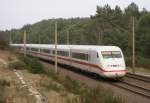 808 015 als ICE 681 (Hamburg-Altona–M�nchen Hbf) am 23.03.2015 zwischen Suderburg und Unterl��