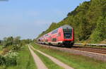 RE 11025 (Westerland(Sylt)-Hamburg Altona) mit Schublok 245 205-0 bei Gudendorf 30.5.21