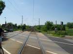 Der B  Kalkgraben  in Reinfeld (Holst.) mit Blick Richtung Bad Oldesloe. Der Zug in der Bildmitte fhrt als IKE 50268 nach Duisburg. Reinfeld 23.05.07.