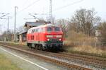 Als Fernverkehrshilfslok fungierte die 218 824, die einen IC oder ICE aus Binz abgeholt hatte.