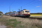 DB 101 110 (leider schon etwas verdreckt und selbst-entklebt) mit dem Leerpark vom IC 2212, auf der Fahrt vom Ostseebad Binz nach Stralsund Hbf.