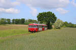 798 309-0 und 789 308-2 der Angelner Dampfeisenbahn sind auf dem Weg von Kappeln nach Süderbrarup, hier kurz vor Süderbrarup.