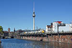 Ein ODEG-Triebzug der Reihe 462 passierte am 08.04.26 auf dem Weg nach Frankfurt(O) die Berliner Jannowitzbrücke.