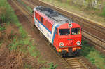 18. April 2007,	Cottbus, auf dem Weg zum  Stadion der Freundschaft  konnte ich von der Brücke auf Lok SU 46-032 der PKP-Cargo schauen.
