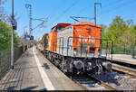 Prompt im Block nach dem RE13 ist 203 142-5 (V 160.10 | 202 806-6 | 112 806-5 | 110 806-7 | DR V 100.1) noch im Hp Magdeburg Herrenkrug zugegen. Sie fährt gen Biederitz und hat Schüttgutwagen geladen.

🧰 Havelländische Eisenbahn AG (HVLE)
🕓 2.5.2022 | 13:23 Uhr