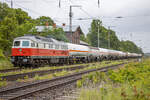 232 105 (ziehend) & 232 079 (schiebend) mit Gaskesseln (2200t) von Stendell nach Seddin über Stralsund.