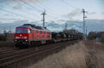 232 347 mit Militärzug am 30.01.2023 in Stralsund.