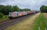 HVLE 246 010 & 246 001 rollten am 01.08.2023 mit einem Getreidezug durch Teschenhagen bei Stralsund.