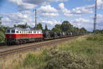 232 079 mit einem Militärzug, aus Torgelow Drögeheide, beladen mit Dingos. Der Zug fuhr über Stralsund nach Rostock Seehafen.  Ferdinandshof 03.07.2019