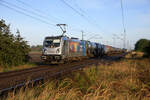 Railpool 187 343 fuhr für HSL am Morgen des 09.10.2022 mit einem Kesselzug von Rostock Seehafen nach Stendell. Aufgenommen in Wüstenfelde.