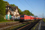 Die 112 184 zog am 18.05.2023 den RE3 3305 von Stralsund nach Luckenwalde, ohne Halt durch Wüstenfelde.