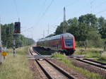 Ausfahrender RE Elsterwerda-Stralsund,am 05.Juni 2016,aus Nechlin.