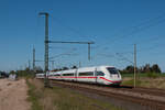 Triebzug 9225 als ICE 1971 von Rostock nach Berlin Südkreuz am 27.04.2025 in Kavelstorf.