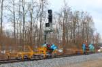 Die Arbeit ist gemacht... die Schienen sind zum Schweißen vorgewärmt und nun lassen wir uns zum Bahnhof Nassenheide rollen. So gesehen am 02.04.2013 in Nassenheide.