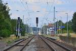 Blick vom Bahnübergang auf den Bahnhof Medewitz.

Medewitz 27.07.2018