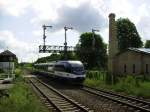 VT 732 der Niederbarnimer Eisenbahn auf der Linie NE 26 am 02.06.2011, bei der Einfahrt in den Bahnhof M�ncheberg (Mark).