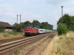232 571 mit EC 46 in Gusow (30.07.2006)