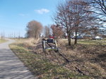 Wenige Meter vom Bauernmarkt liegt die Station Schmachtenhagen.Aufnahme vom 26.März 2016.