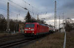 DB Cargo 185 143 mit Kesselzug am 05.01.2023 im Bahnhof Passow.