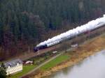 Der 5.Schsisch-Bhmische Freundschaftszug mit 52 8079 am 10.02.2007 auf dem Weg nach Tschechien gesehen vom Aussichtspunkt  Kleine Bastei  bei Schmilka.