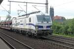 Pünktlich zum Besuch des französischen Präsidenten in Dresden, am 27.05.2024, führt die DB 193 360 mit der Europa-Beschriftung einen Autotransportzug durch Dresden-Strehlen mit der