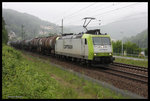 Captrain 185543 war am 25.05.2016 um 10.20 Uhr mit einem Tankwagenzug im Elbtal bei Königstein in Richtung Tschechien unterwegs.