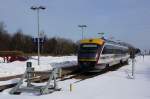 Desiro 642 329 der Städtebahn Sachsen als Wintersportsonderzug von Dresden Hbf. verweilt bis zur Rückfahrt am Endpunkt der Müglitztalbahn in Altenberg (Erzgebirge); 07.03.2015
