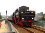 52 8079 von Dampf Plus passiert auf dem R�ckweg von Sebnitz am 8.09.2007 die Pirnaer Elbbr�cke.