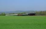 52 8047-4 mit ihrem Ostersonderzug erreicht nach Absolvierung des Anstiegs aus dem Elbtal die Hochflche bei Lohmen.