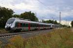 9442 105 und ein weiterer 9442 (Bombardier Talent 2) von Abellio Rail Mitteldeutschland als RB 74731 (RE19) von Leinefelde nach Bitterfeld verlassen den Haltepunkt Hohenthurm auf der Bahnstrecke