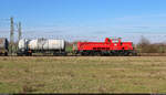 261 070-7 (Voith Gravita 10 BB) zieht Kesselwagen bei Hohenthurm Richtung Bitterfeld.