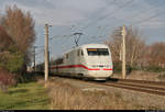 401 589-7 fährt in Greppin (Bitterfeld-Wolfen) vorüber und wird mit etwas Verfrühung den Bahnhof Bitterfeld in wenigen Minuten erreichen.