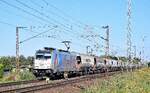 186 551 der HSL kommt mit einem Getreidezug durch Güterglück gen Dessau gefahren.

Güterglück 22.07.2020