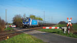 388 023 von CD Cargo zieht einen Kesselzug gen Magdeburg.

Güterglück, der 12.04.2025